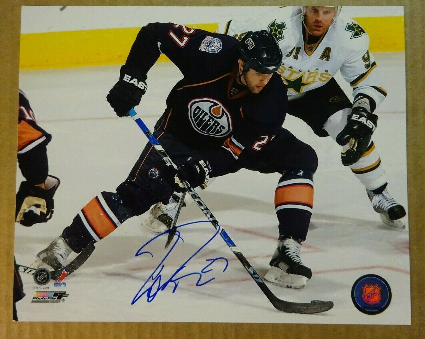 Autographed DUSTIN PENNER Signed Edmonton Oilers 8x10 Photo Poster painting File