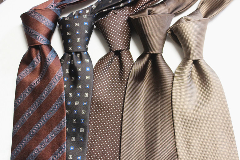 Elegant SilkMen Pro Business Tie - 9CM Gentleman's Formal Attire