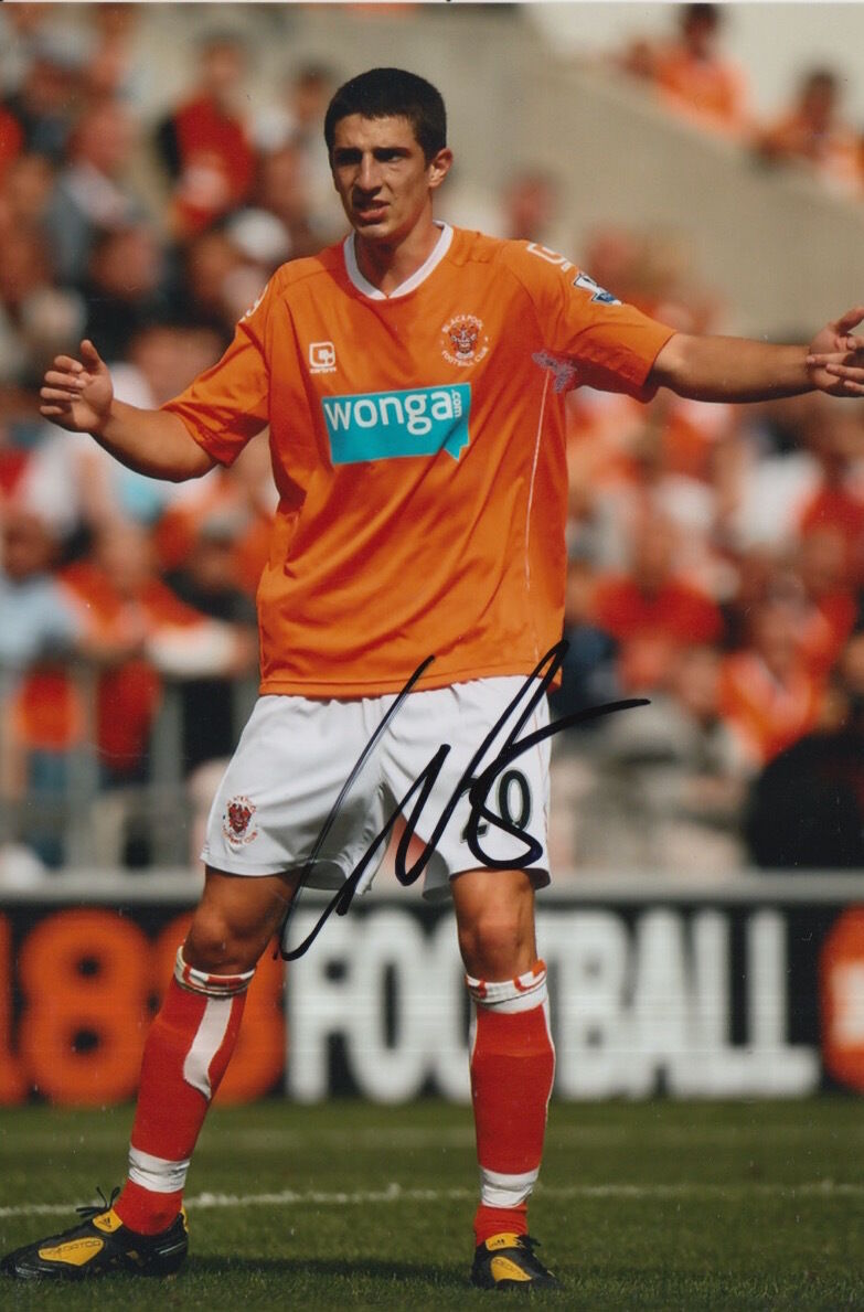 BLACKPOOL HAND SIGNED CRAIG CATHCART 6X4 Photo Poster painting 2.