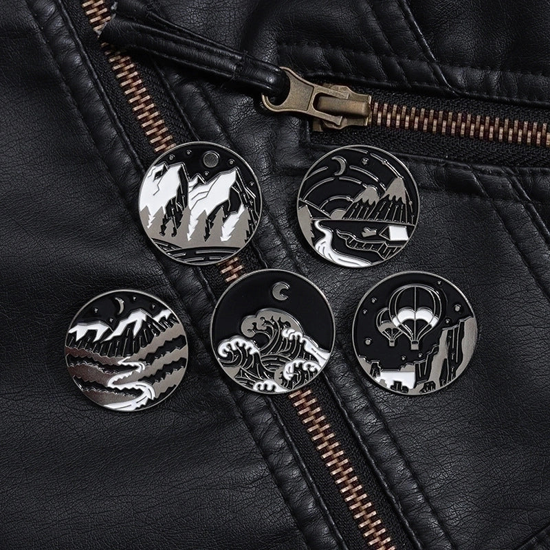 Casual Cartoon Style Starry Sky Ink Painting Ocean Alloy Stamping Stoving Varnish Unisex Brooches