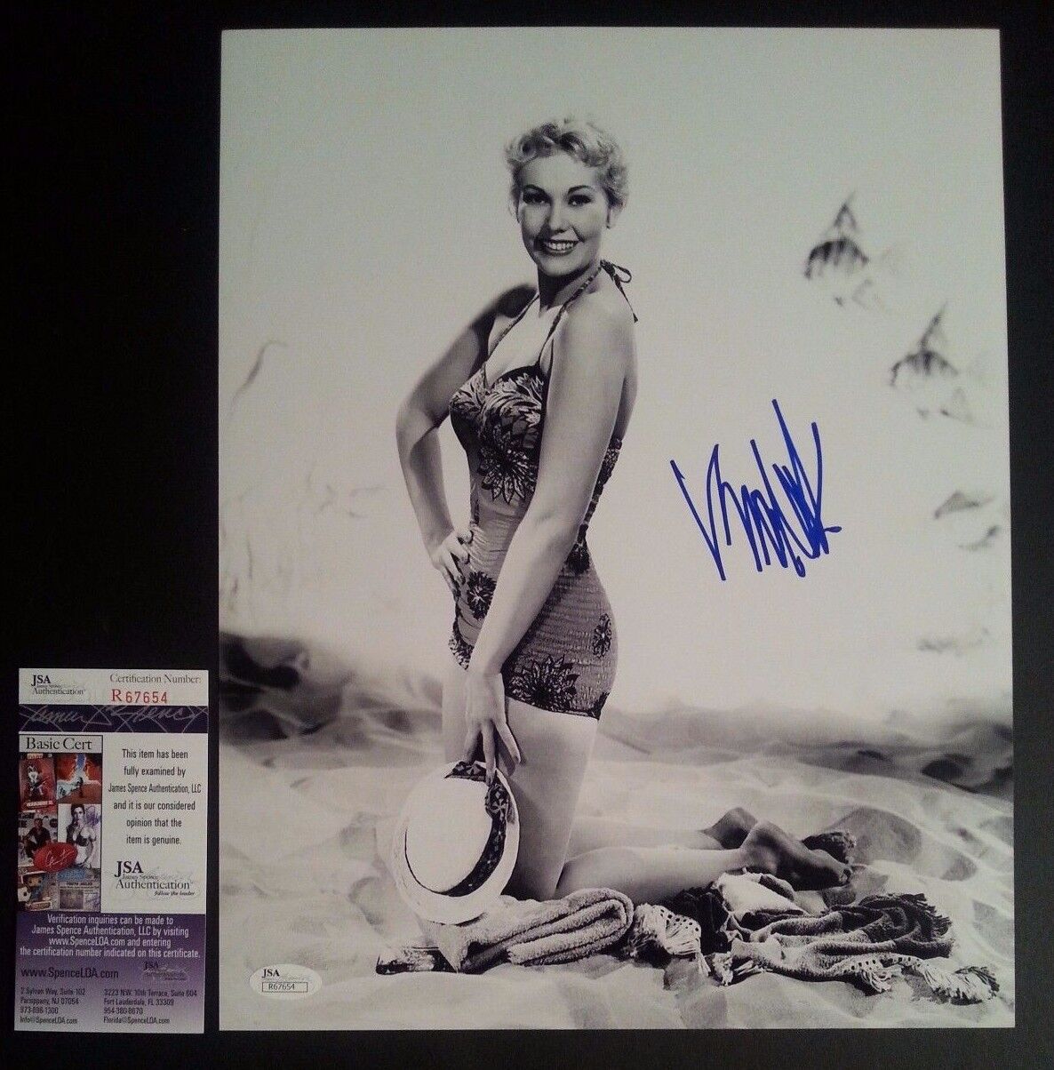 KIM NOVAK Authentic Hand-Signed VERTIGO