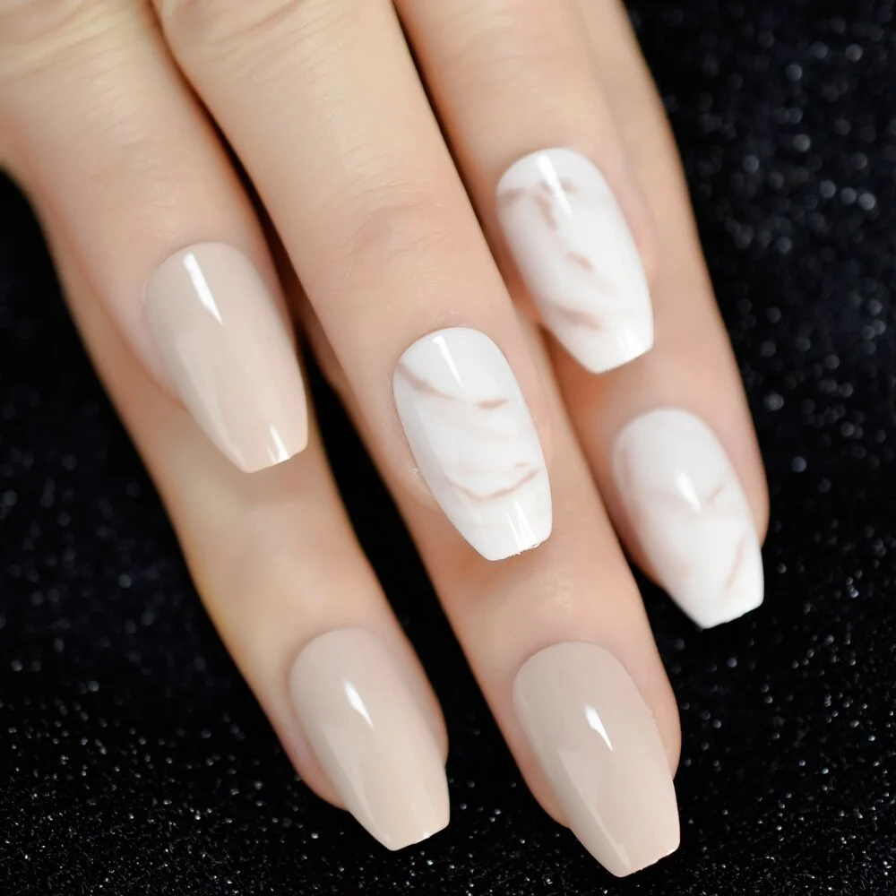 Studio 24 Artificial Nails Black Square Medium Fake Nail Art Tips gel Rose Gold Glitter Decoration Shimmer Acrylic Nail-Nail Inspo