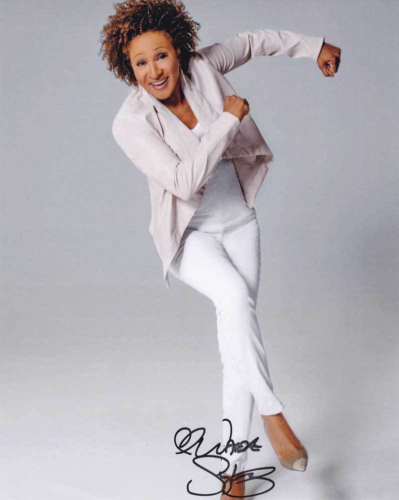 Wanda Sykes In-person AUTHENTIC Autographed Photo Poster painting SHA #51482