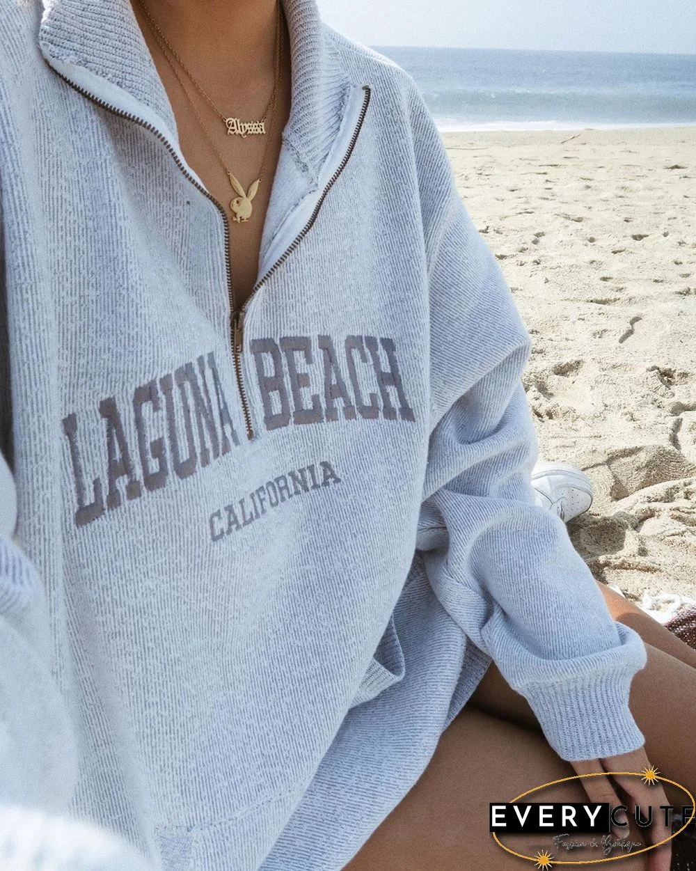 Vintage Long-Sleeved Printed Sweatshirt