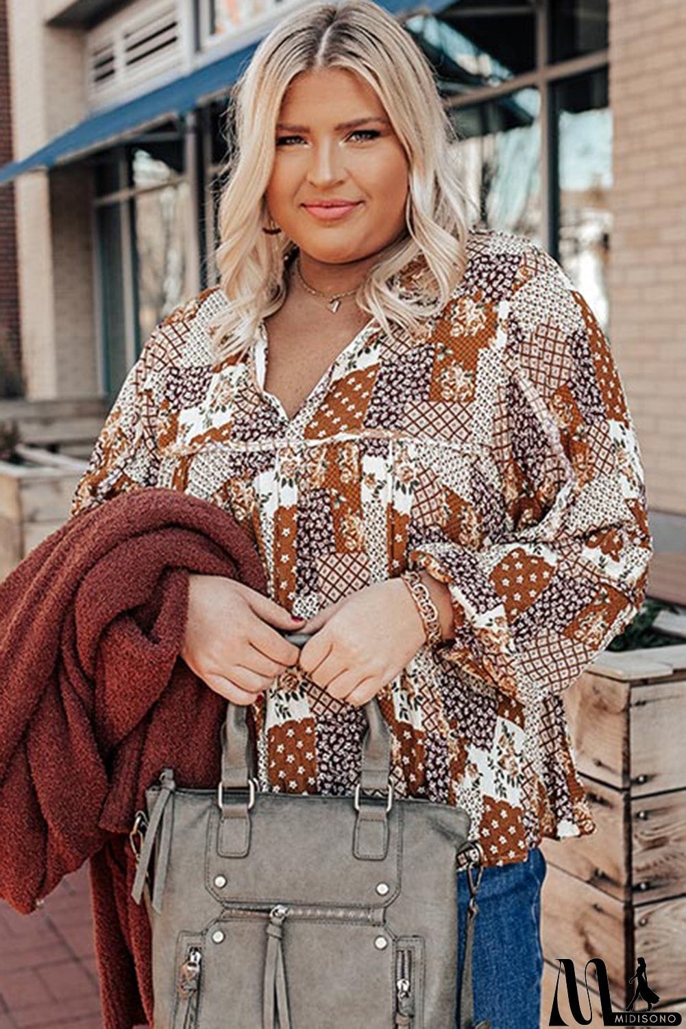 MidiSono - Turn-down Neck Mixed Print Plus Size Shirt