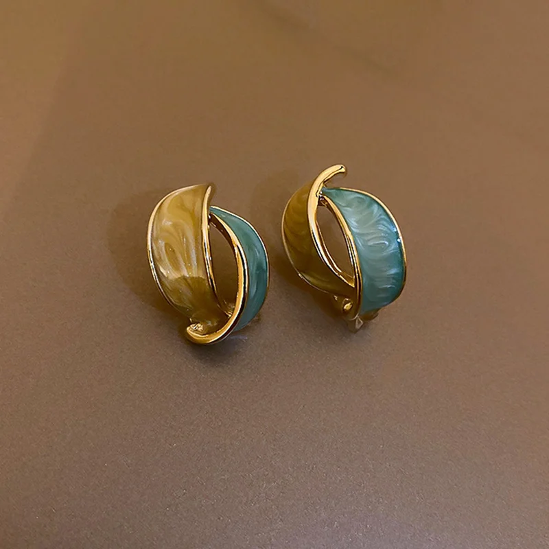 Colorblock Curved Earrings