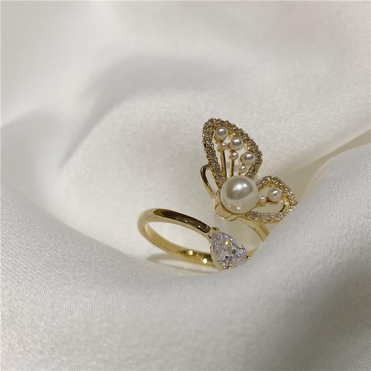 Vintage Adjustable Butterfly Zirconia Pearl Ring