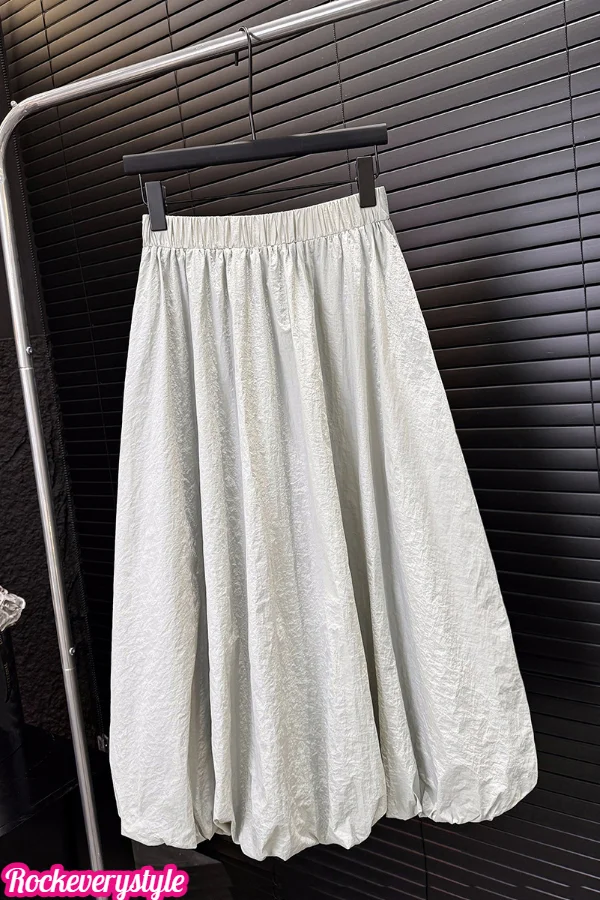 Versatile High-Waisted Lantern Skirts