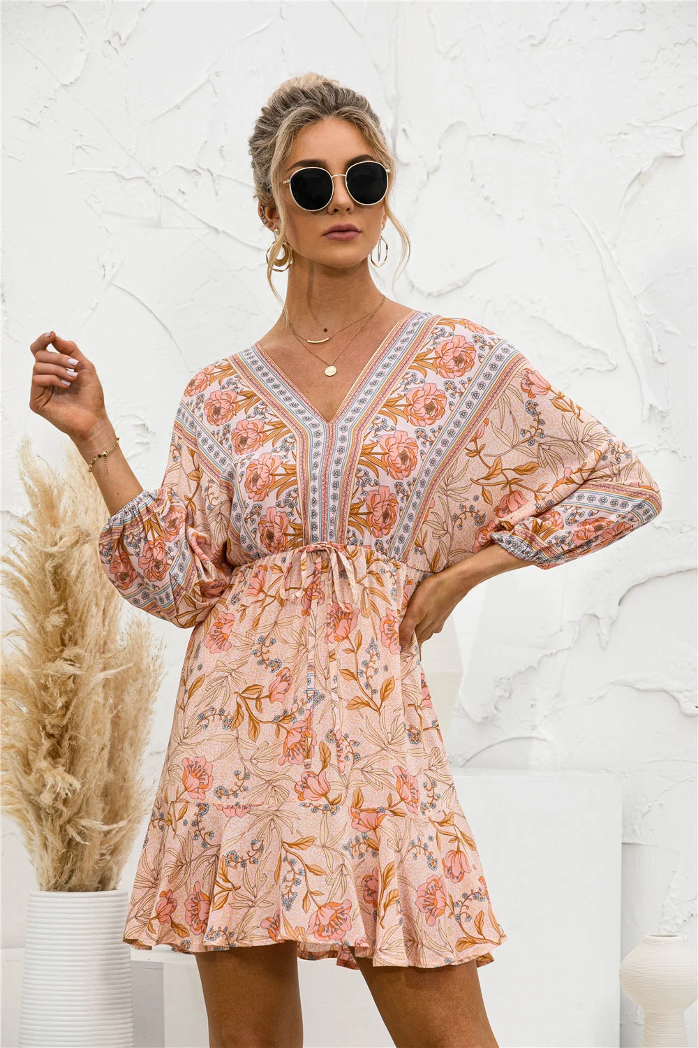 V-Neck Positioning Flower Dress