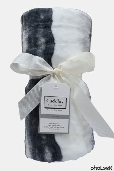 Cuddley Fleece Decorative Throw Blanket