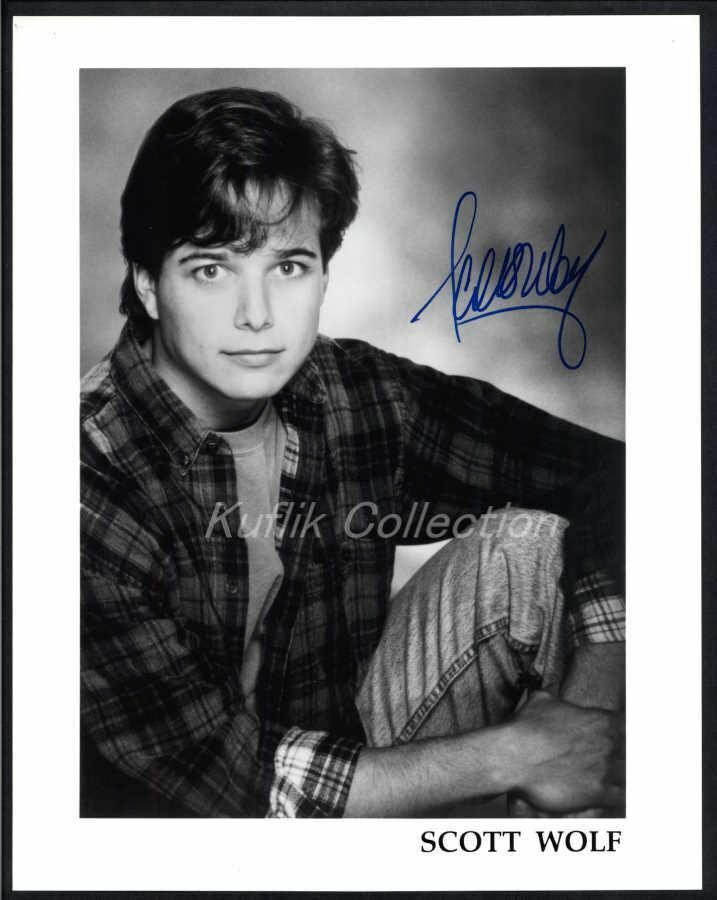 Scott Wolf - Signed Autograph Headshot Photo Poster painting