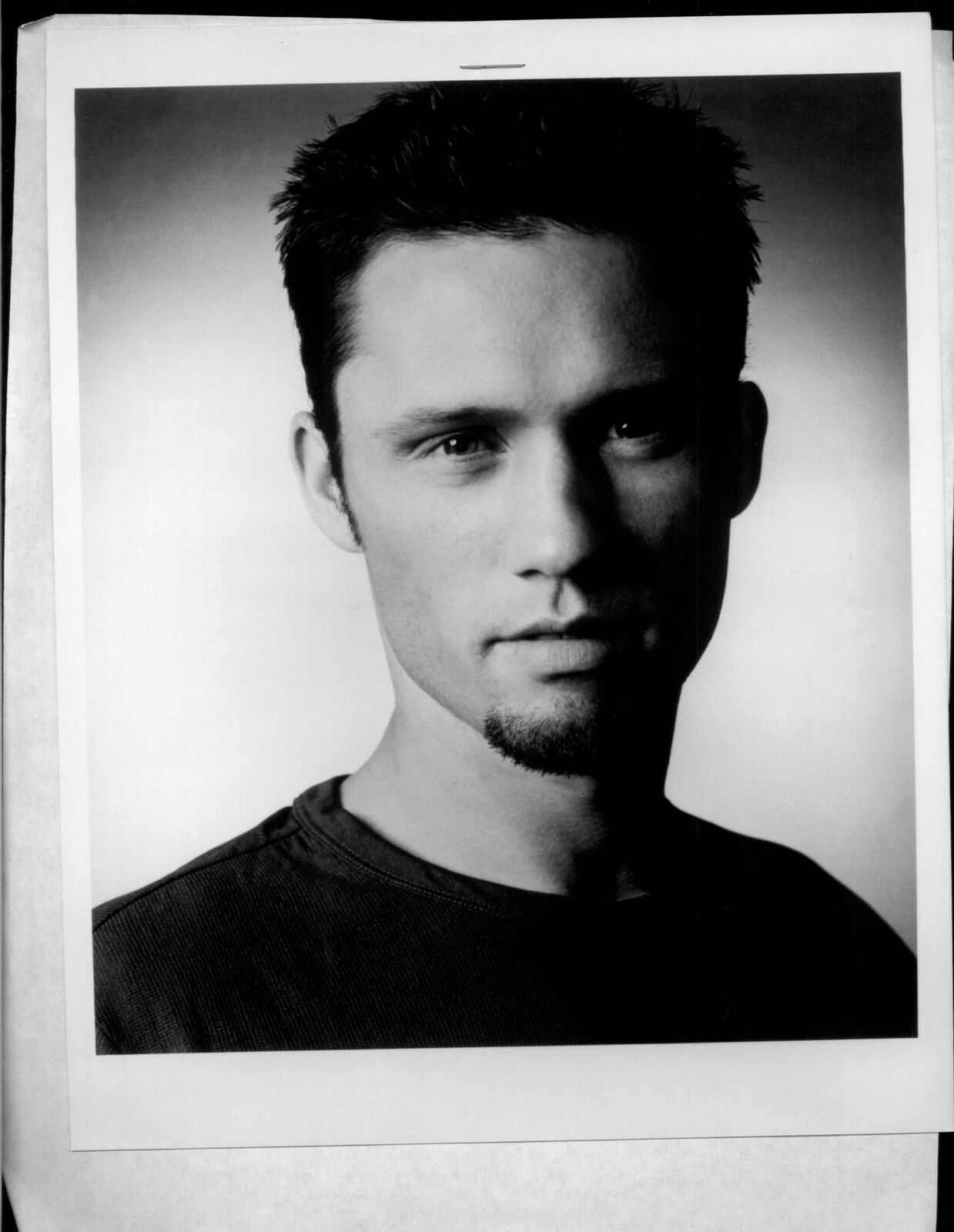 Jeffrey Donovan - 8x10 Headshot Photo Poster painting w/ Resume - Burn Notice