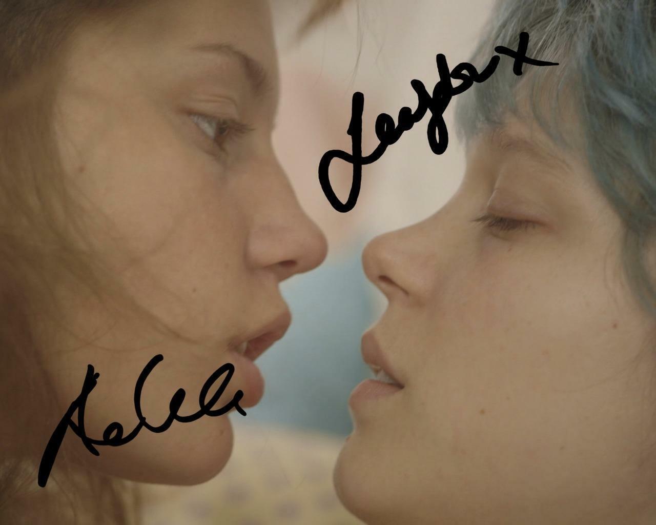 BLUE IS THE WARMEST COLOUR SIGNED AUTOGRAPHED 10 X 8