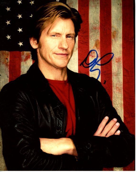 DENIS LEARY signed autographed AMERICAN FLAG 8x10 Photo Poster painting