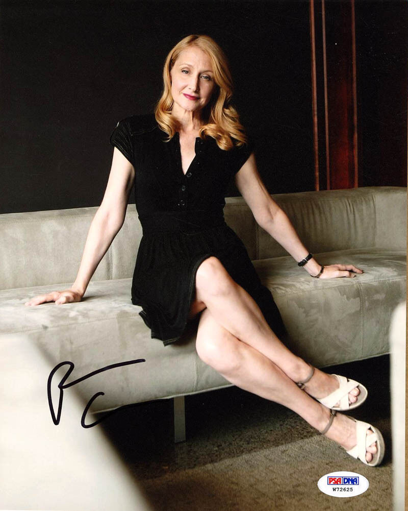 Patricia Clarkson SIGNED 8x10 Photo Poster painting The Maze Runner The East PSA/DNA AUTOGRAPHED