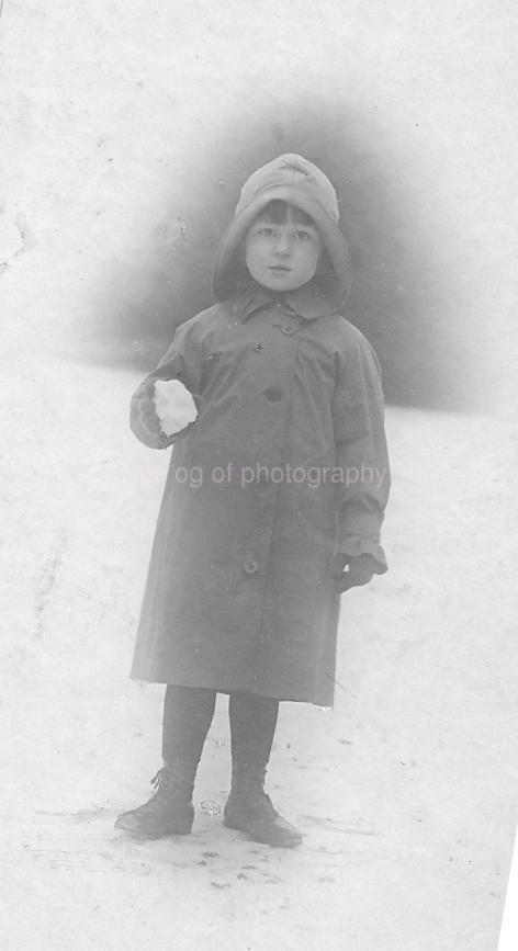 SNOWBALL KID Vintage FOUND Photo Poster painting bw WINTER CHILD Original Portrait 012 14 V