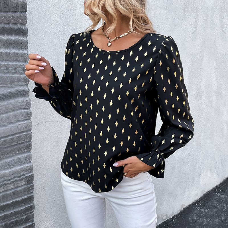 Senior Ladies’ Handbook to Buying Shirts: Combining Practicality with Modern Trends