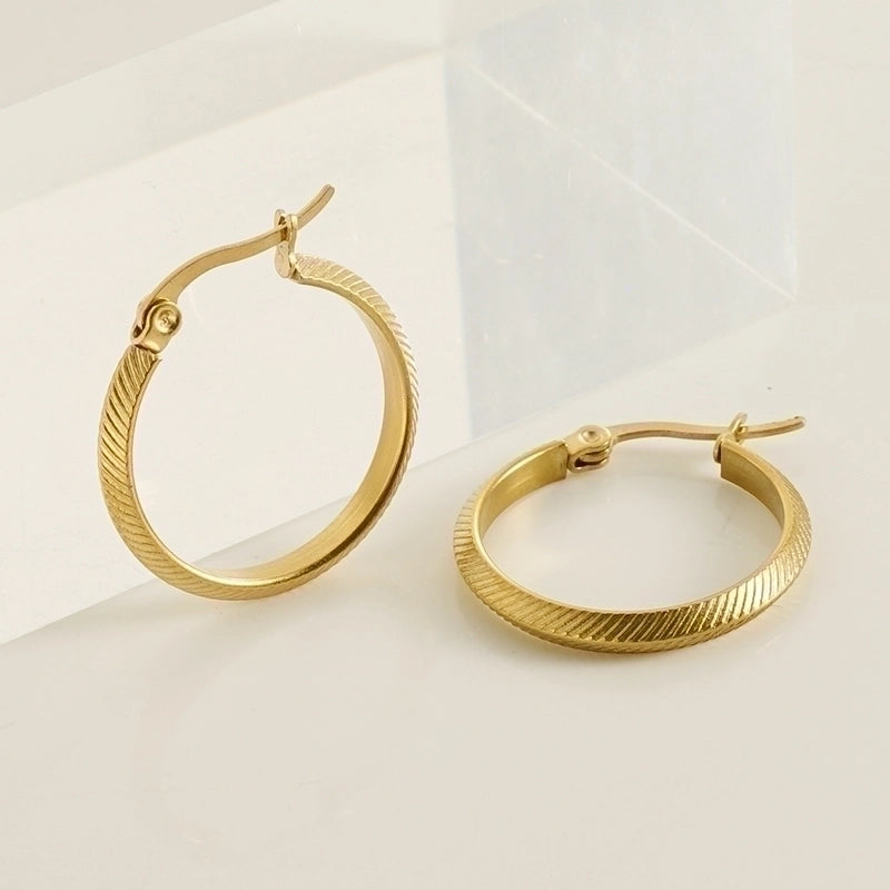 1 Pair Retro Minimalist Round Plating Stainless Steel Titanium Steel 18K Gold Plated Hoop Earrings