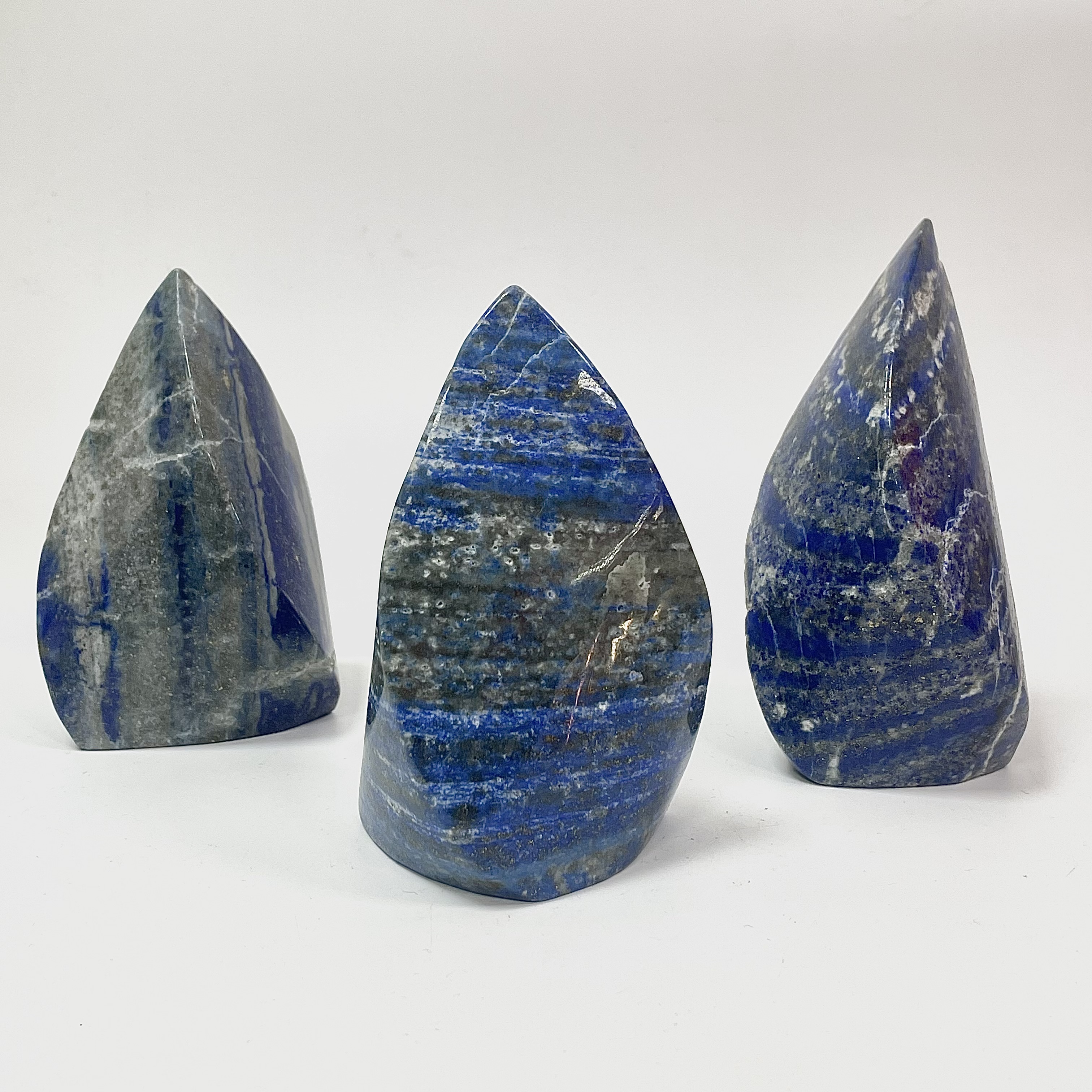 Meaning and therapeutic properties of lapis lazuli