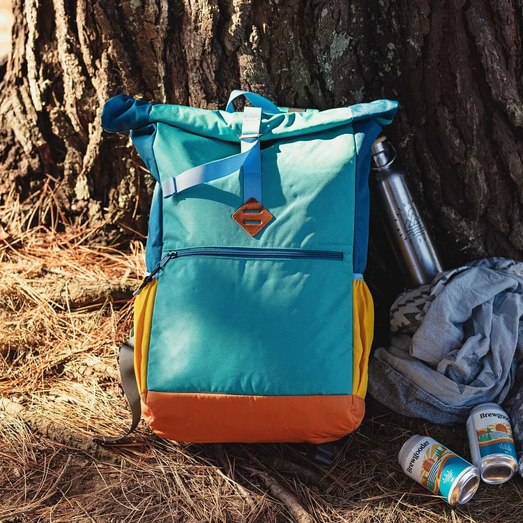 Minimalist recycled cotton outdoor duffel bag