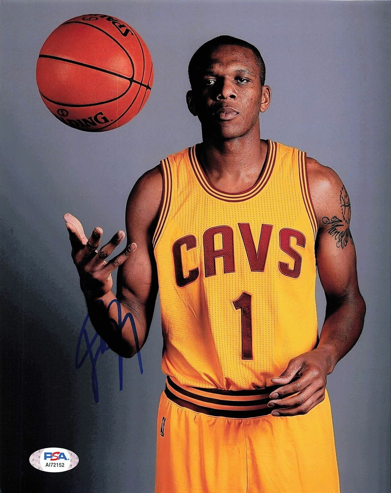 James Jones Signed 8x10 Photo Poster painting PSA/DNA Cleveland Cavaliers Autographed