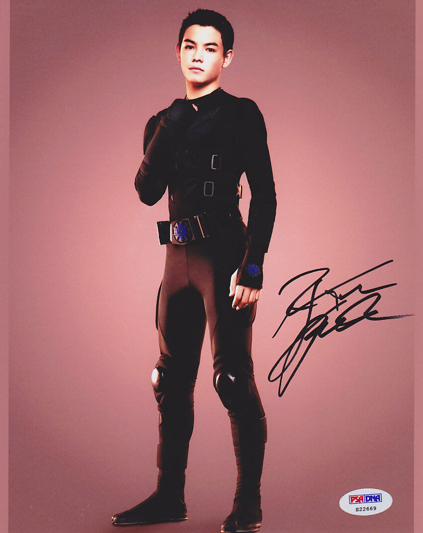 Ryan Potter SIGNED 8x10 Photo Poster painting Big Hero 6 Supah Ninjas PSA/DNA AUTOGRAPHED