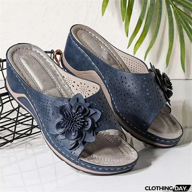 Women's Cute Soft Footbed Floral Deco Cutout Non-Slip Wedge Slippers