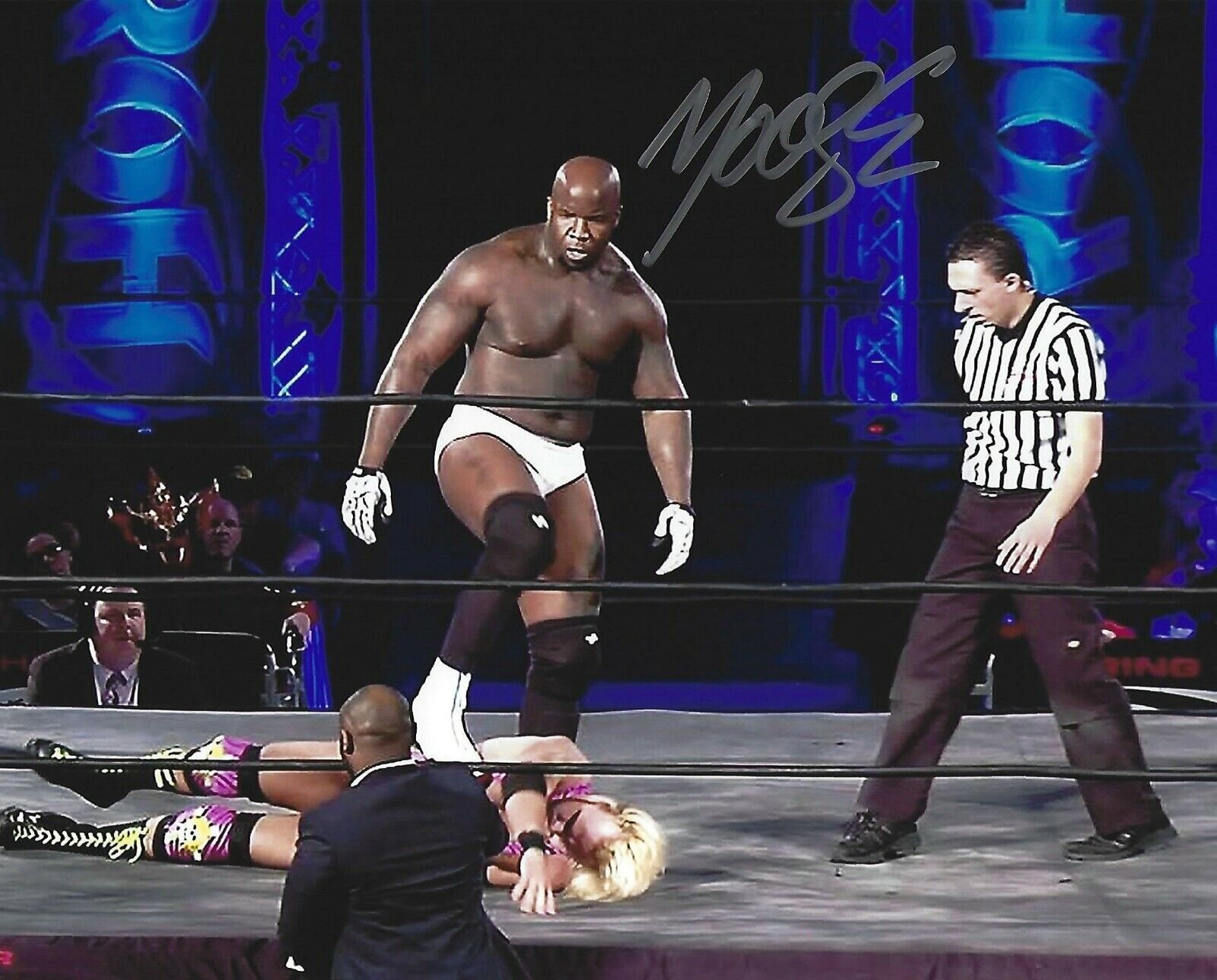 Moose Quinn Ojinnaka Signed 8x10 Photo Poster painting Impact Pro Wrestling Picture Autograph 7