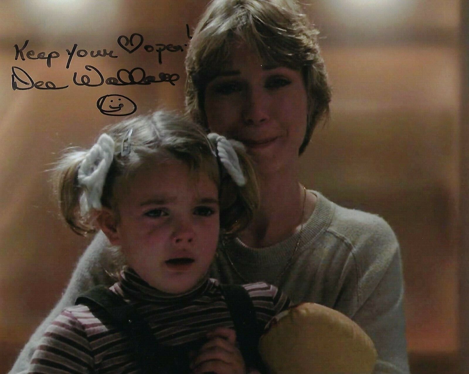 GFA E.T. the Extra-Terrstrial * DEE WALLACE STONE * Signed 8x10 Photo Poster painting COA