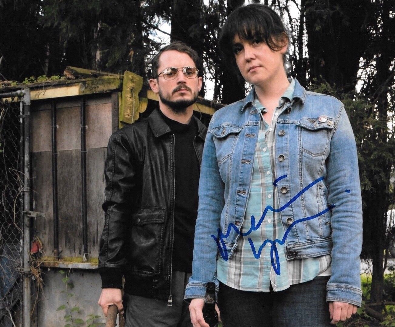 * MELANIE LYNSKEY * signed 8x10 Photo Poster painting * I DONT FEEL AT HOME * 2