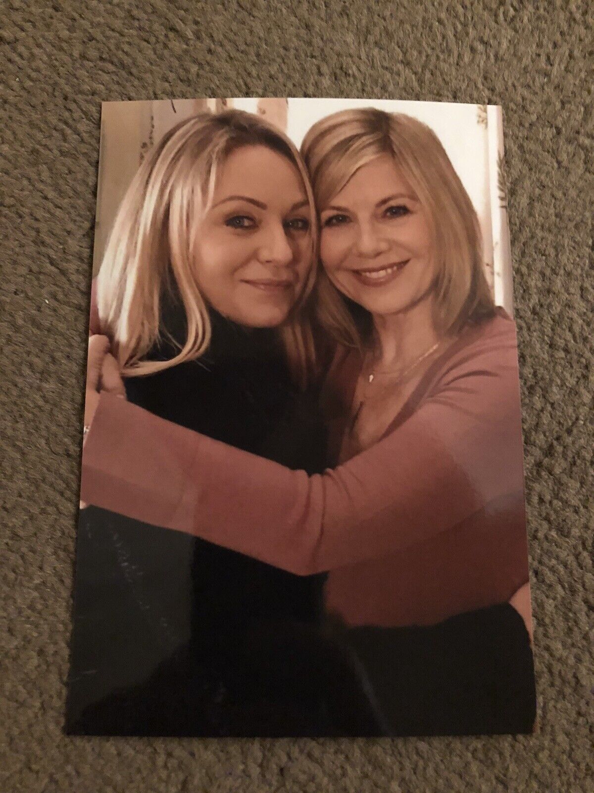 GLYNIS BARBER & RITA WOLF (EASTENDERS) UNSIGNED Photo Poster painting- 6x4”