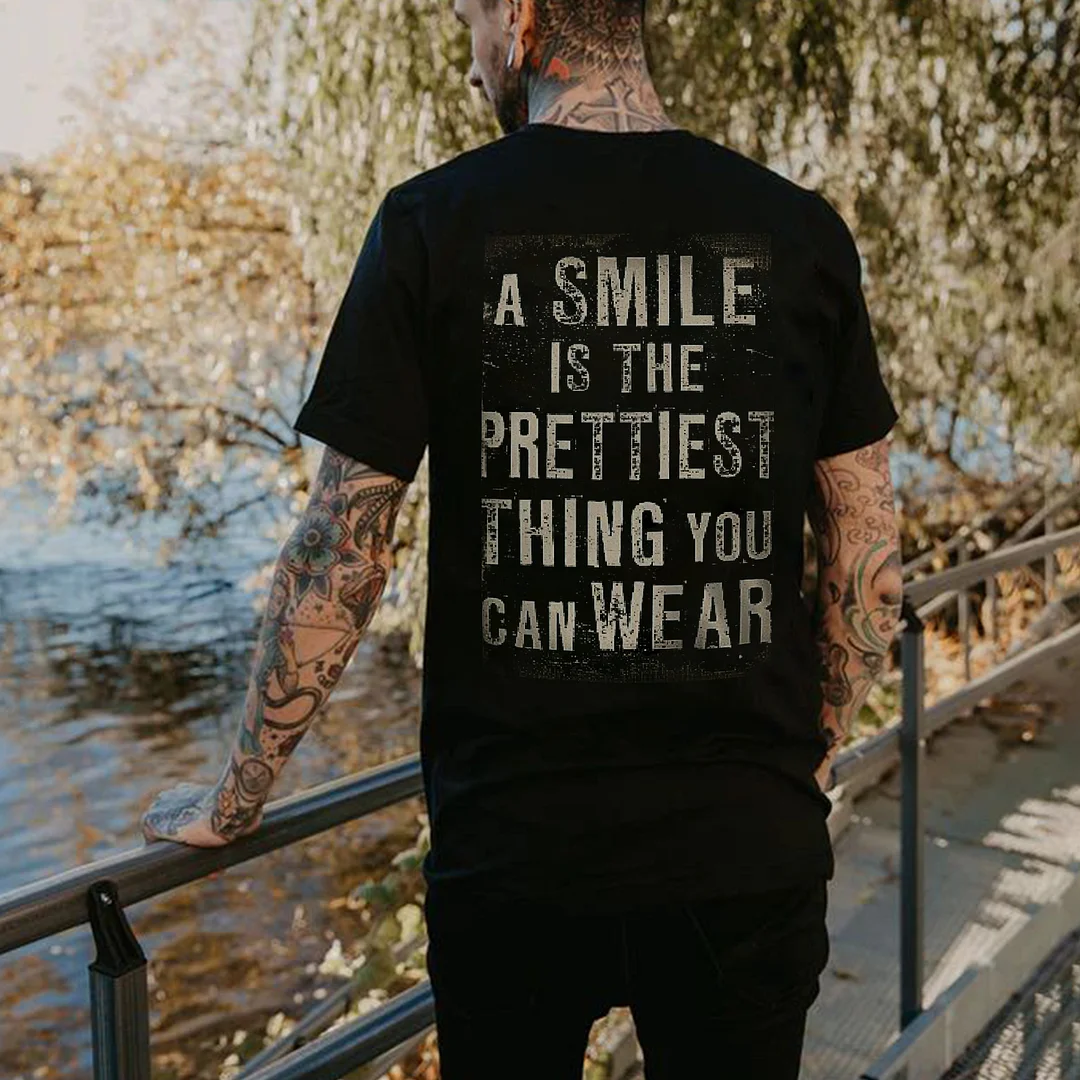 A Smile Is The Prettiest Thing You Can Wear Printed Men's T-shirt -  