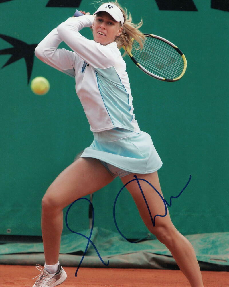 ELENA DEMENTIEVA SIGNED AUTOGRAPH 8X10 Photo Poster painting - SEXY 2008 OLYMPIC GOLD MEDALIST