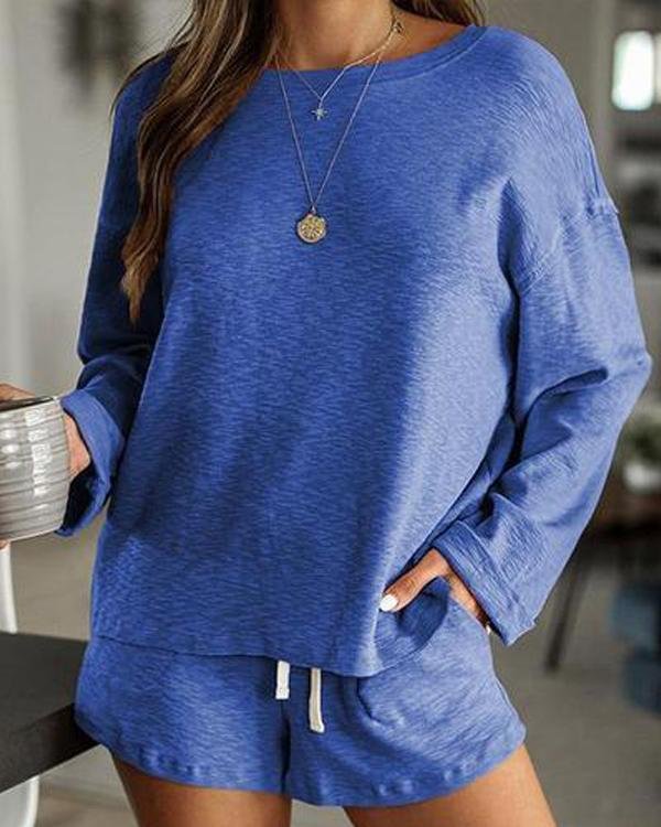 Round Neck Long Sleeves Solid Color Attractive Top & Short Sets