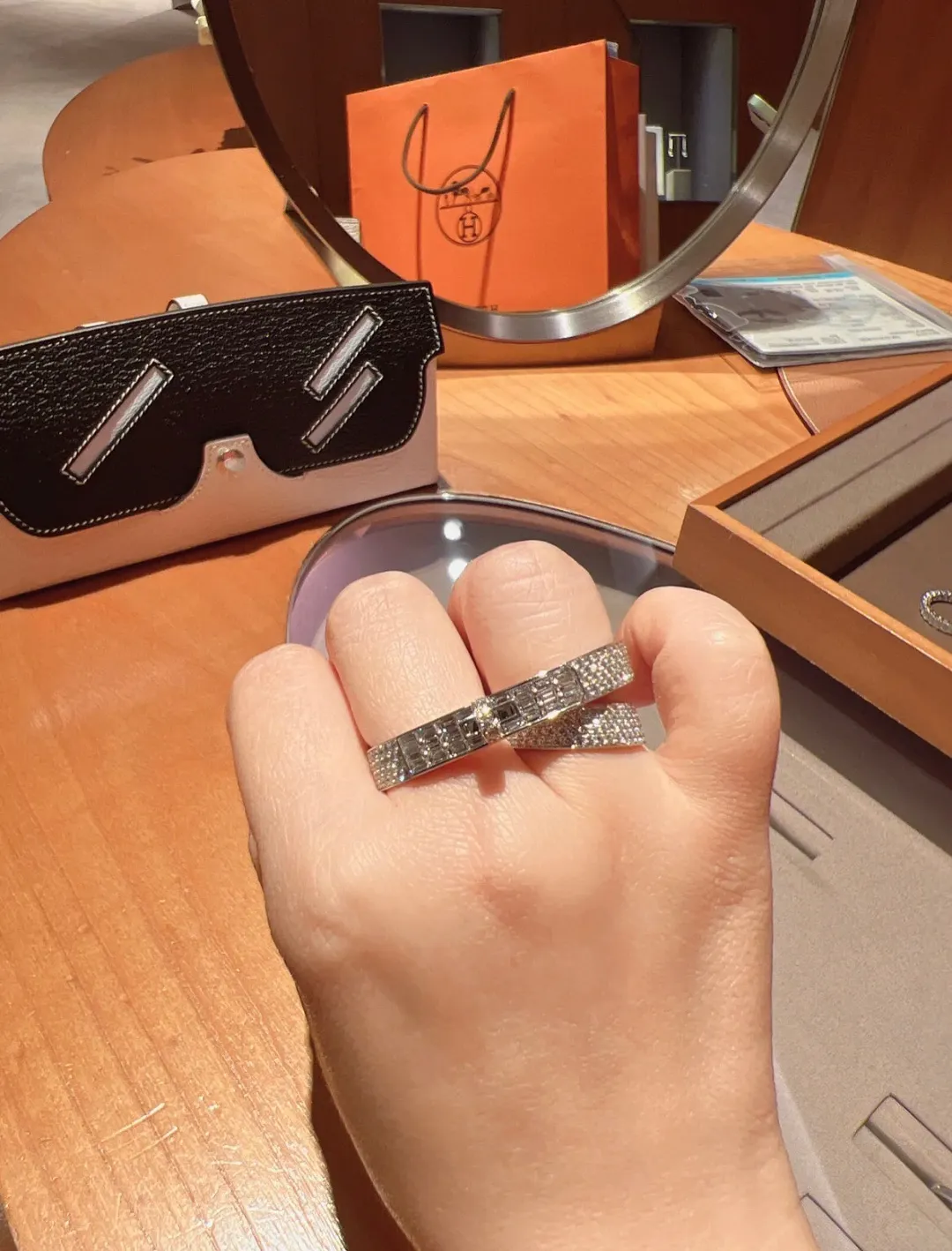 kellymorphose rhinestone double ring in white and gold