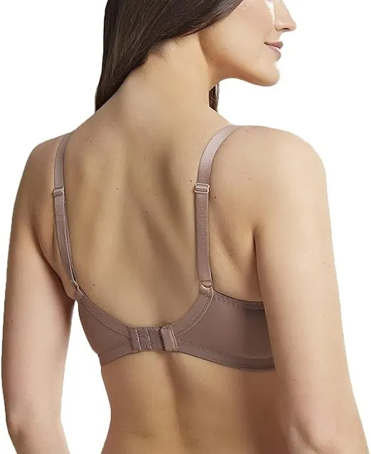Triumph &ndash; Sutien din dantelă cu cupe &icirc;n 3 părți