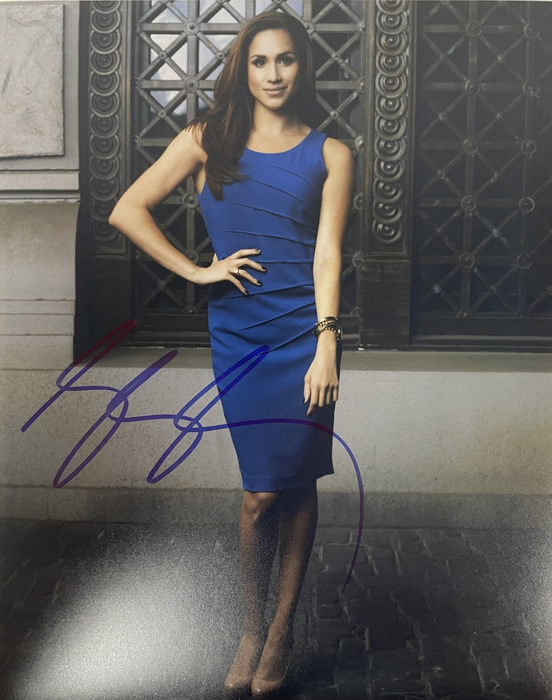 Meghan Markle Signed Autographed Glossy 8x10 Photo Poster painting - COA Matching Holograms