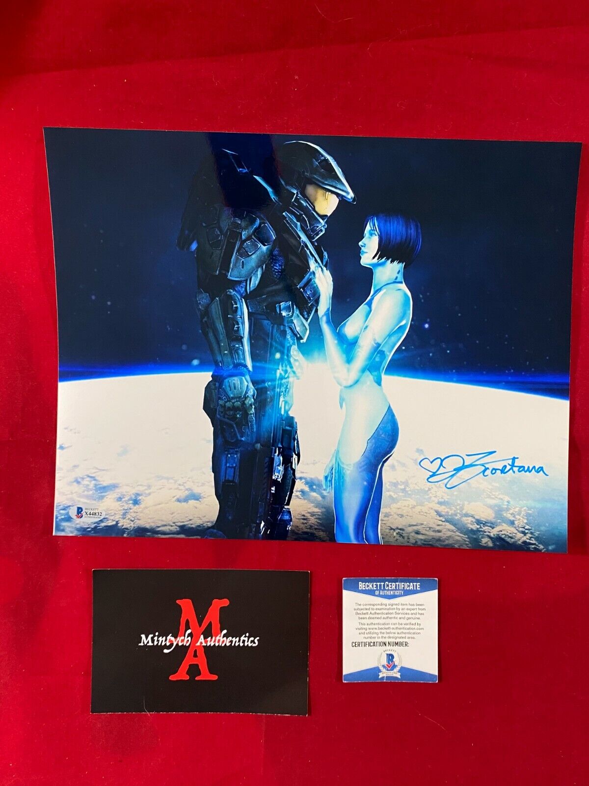 JEN TAYLOR AUTOGRAPHED SIGNED 11x14 Photo Poster painting! HALO! CORTANA! BECKETT COA!