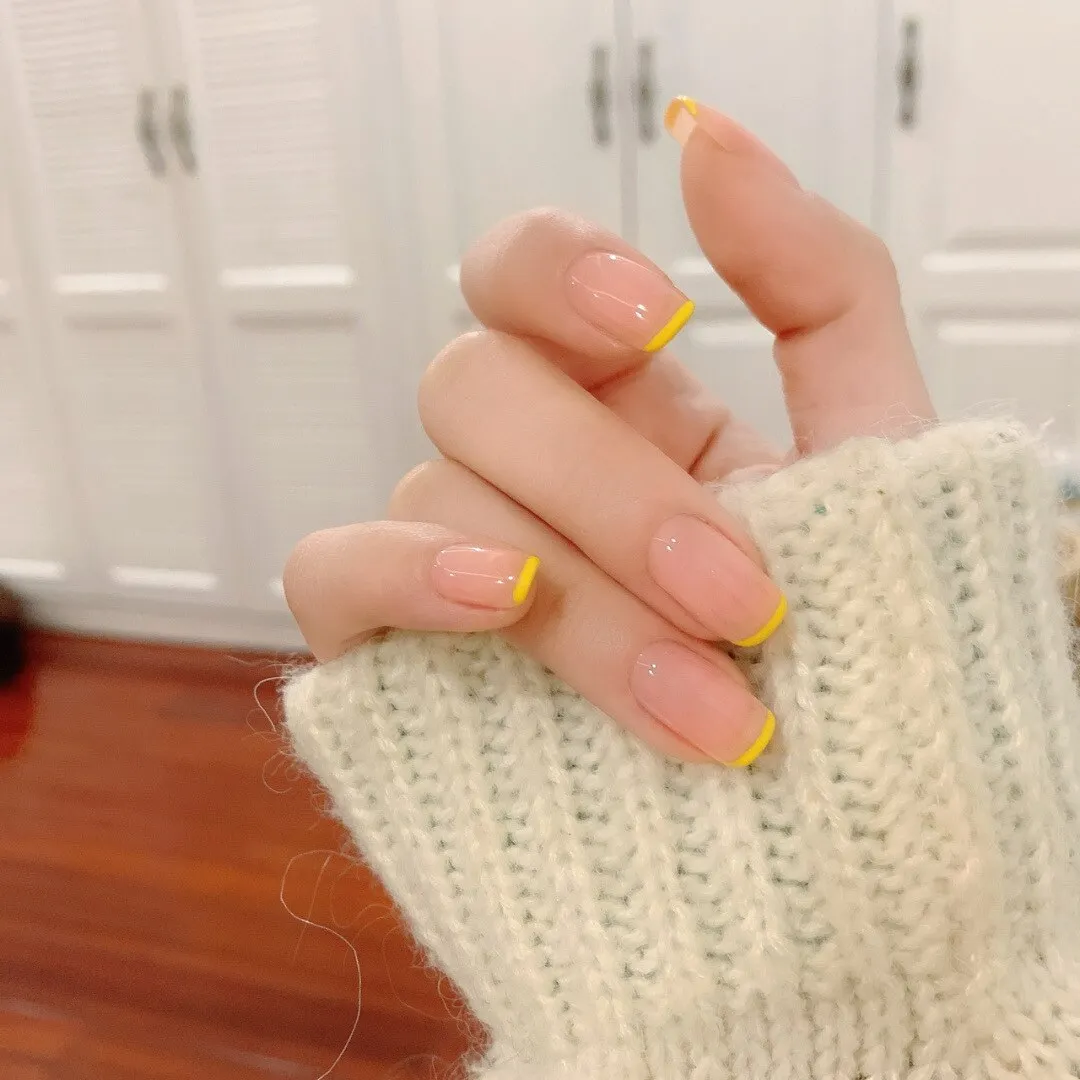 24pcs French False Nails Hit Color Nail Tips With Glue Press On Nail Manicure Tools Full cover Flat Fake Nail Art Decoration-Nail Inspo