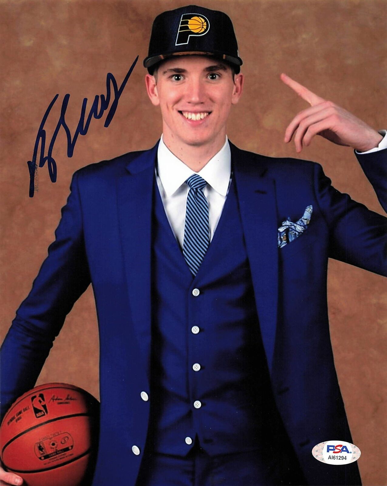 TJ Leaf Signed 8x10 Photo Poster painting PSA/DNA Indiana Pacers Autographed