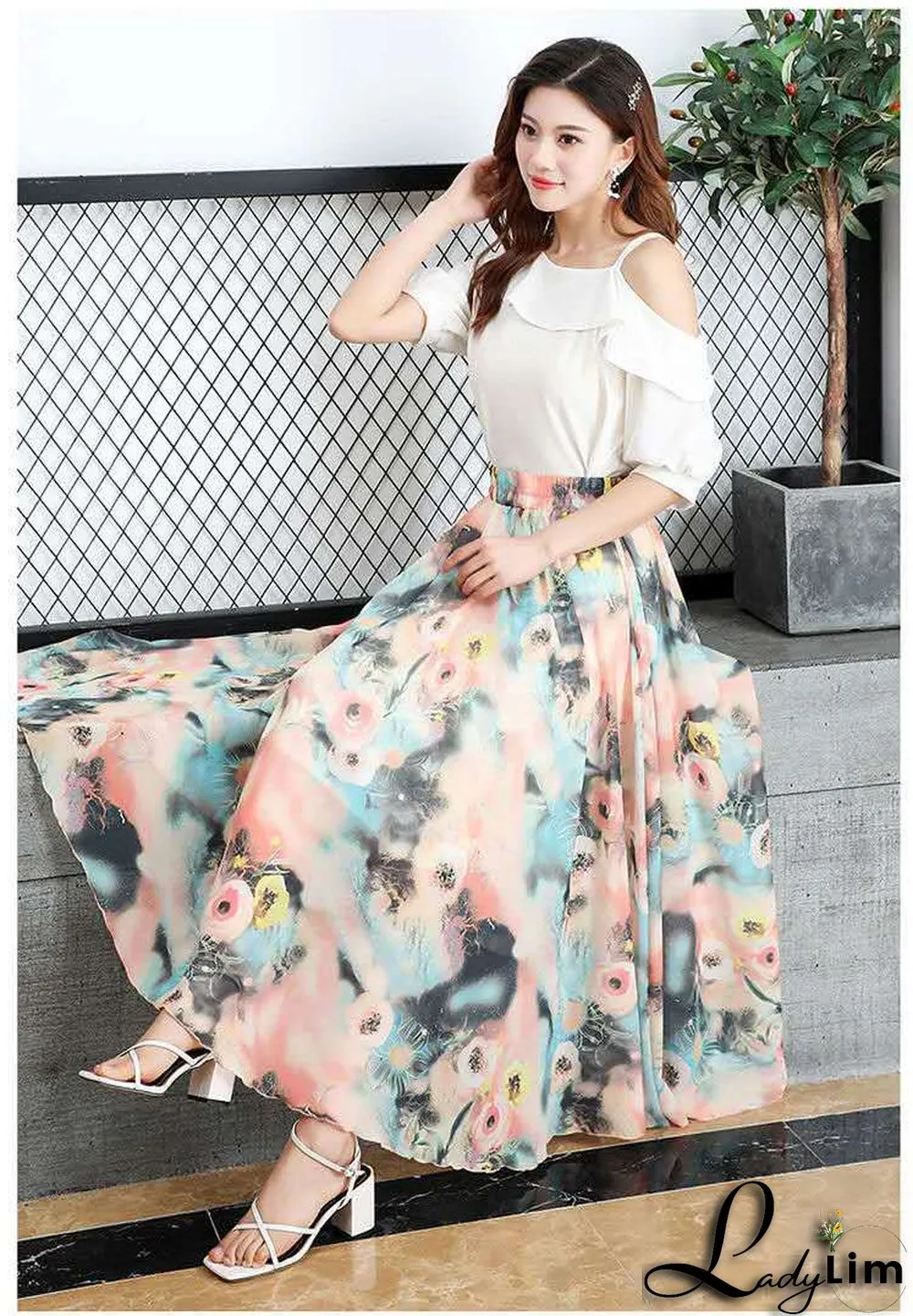 Drooping chiffon skirt, sweet style printed skirt, spring and summer ladies beach skirt