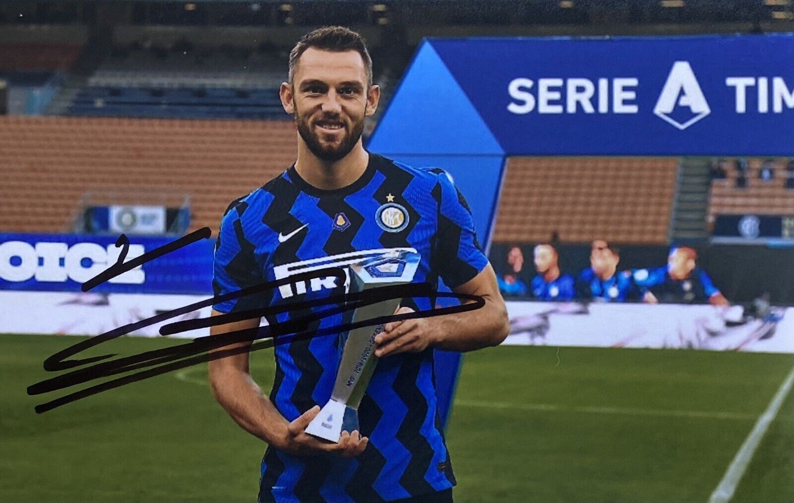 Stefan de Vrij Genuine Hand Signed Inter Milan 6X4 Photo Poster painting, Exact Proof, 2