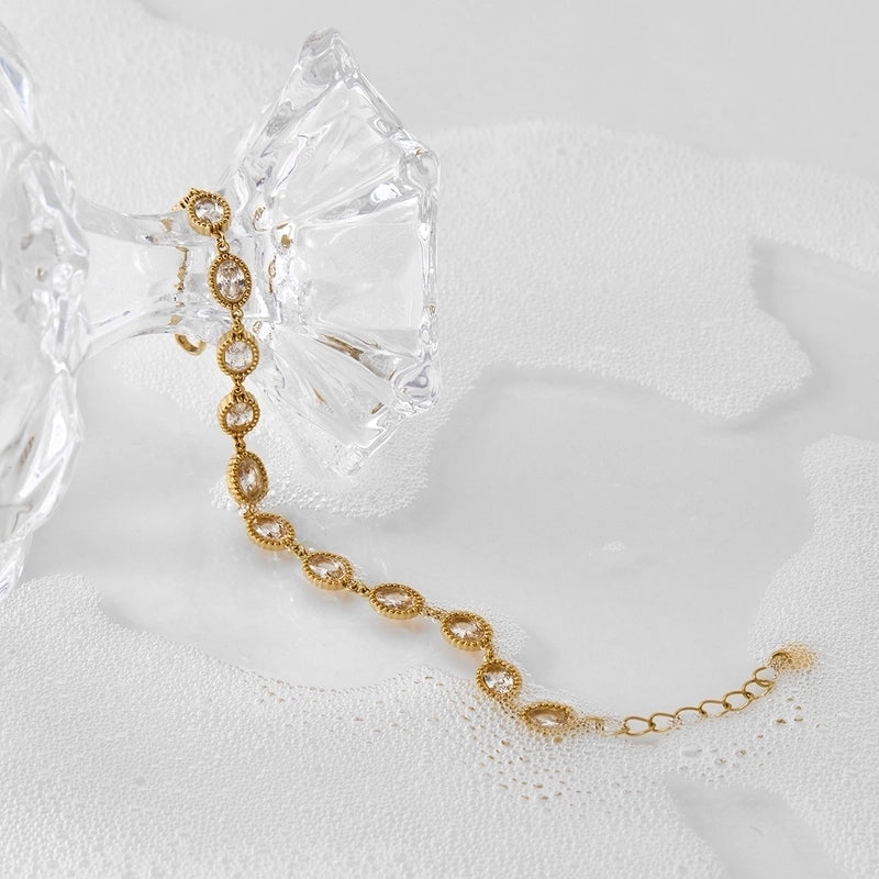 Casual Artistic Oval Solid Color 304 Stainless Steel 16K Gold Plated White Gold Plated Gold Plated Zircon Bracelets In Bulk