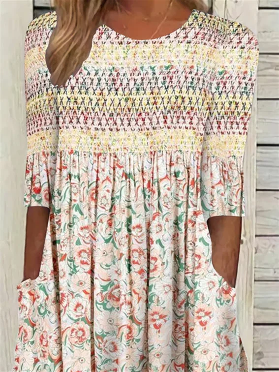 Women Half Sleeve V-neck Solid Color Dress