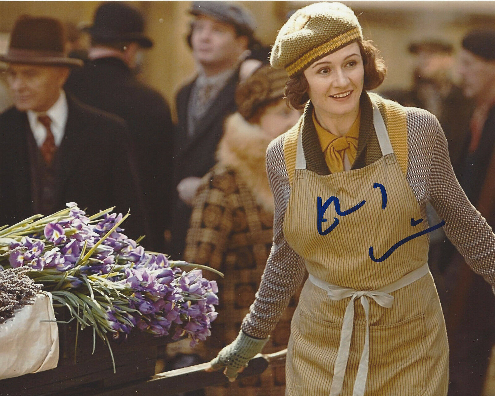 EMILY MORTIMER SIGNED AUTHENTIC 'MARY POPPINS RETURNS' 8X10 Photo Poster painting w/COA ACTRESS