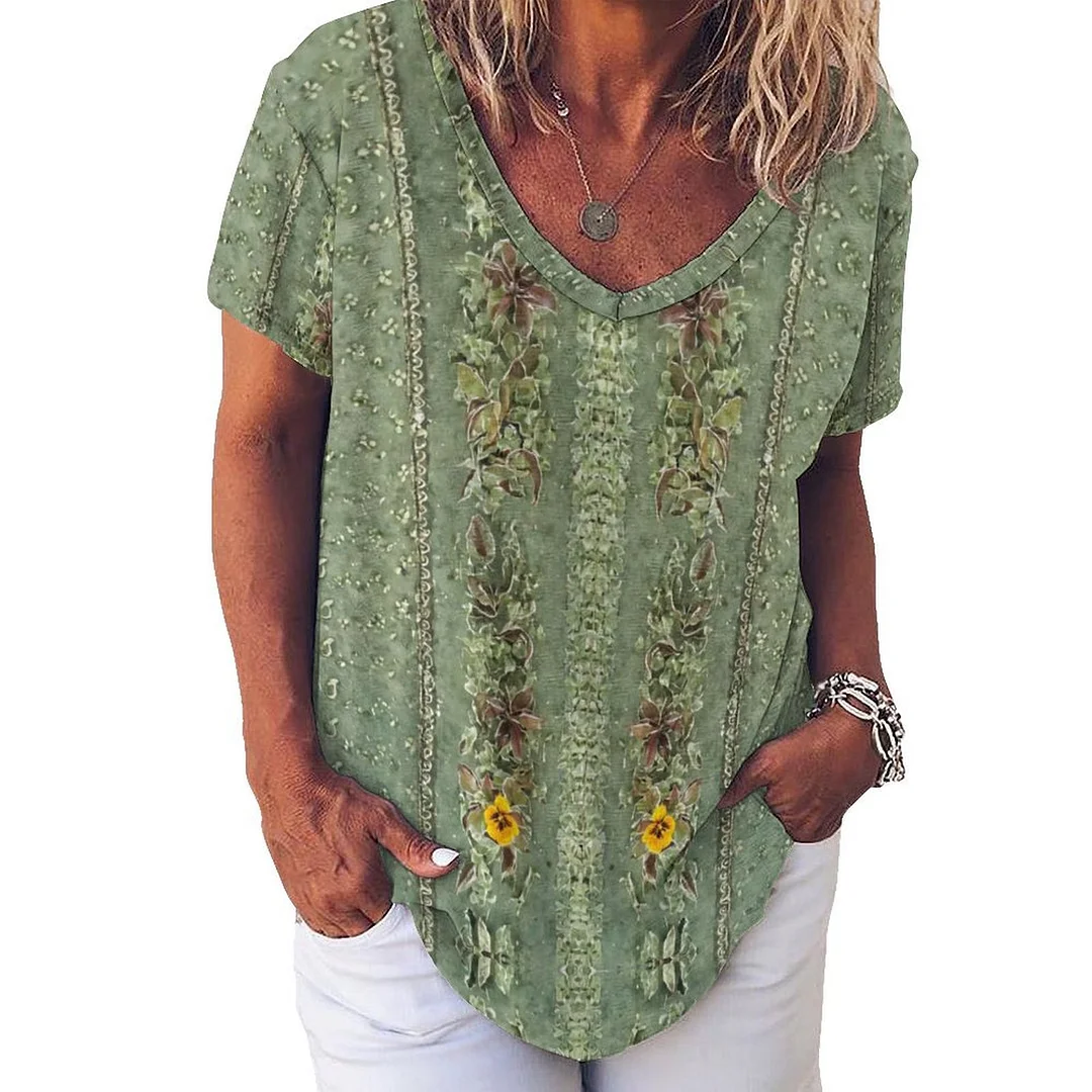 V-neck Short Sleeve Casual T-shirt for  Women Printed with Pattern Heart, Love, Valentine's Day