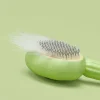 Brosse nettoyante pour poils d'animaux