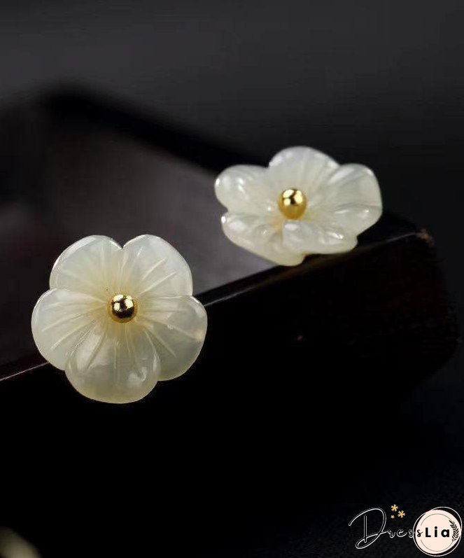 Simple White Sterling Silver Inlaid Jade Floral Stud Earrings