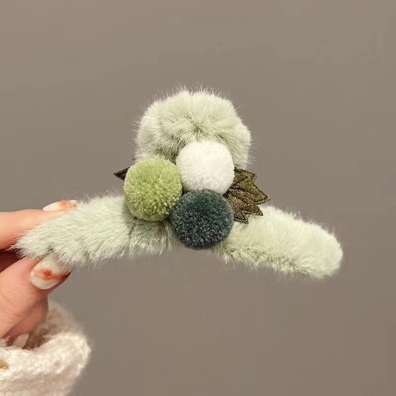 Women’s Minimalist Solid Color Plush Hair Claws