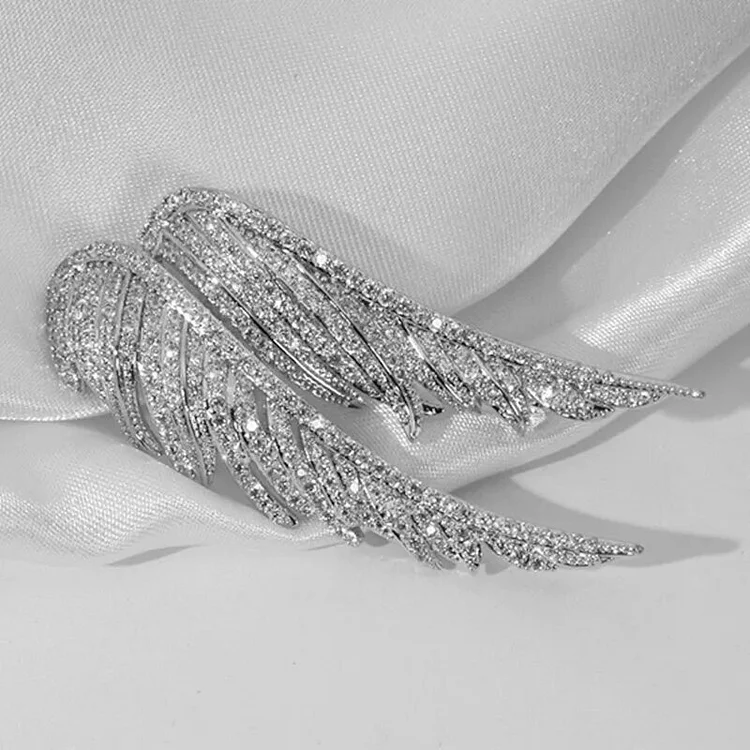 Elegant Angel Wings Rhinestone Brooches Pin For Women Badage Collar Pin Clothes Decor Feather Brooch Corsage Enamel Pins
